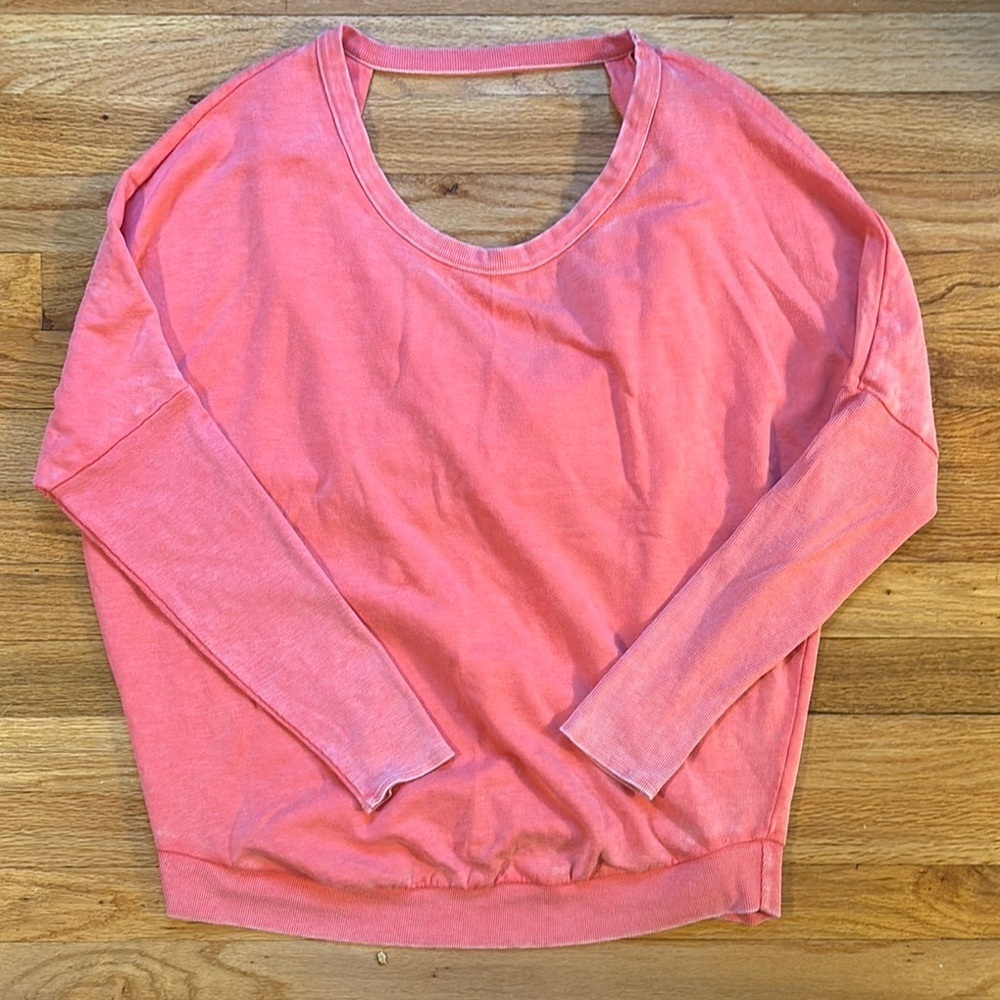 Chaser Coral Sweatshirt Women’s Sz Small Backless Long Sleeve Athleisure